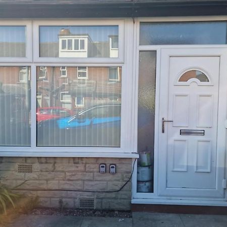 Cosy 3 Bedroom House In Beeston, Leeds, Ls11 7Jp Leeds (West Yorkshire) Exterior photo